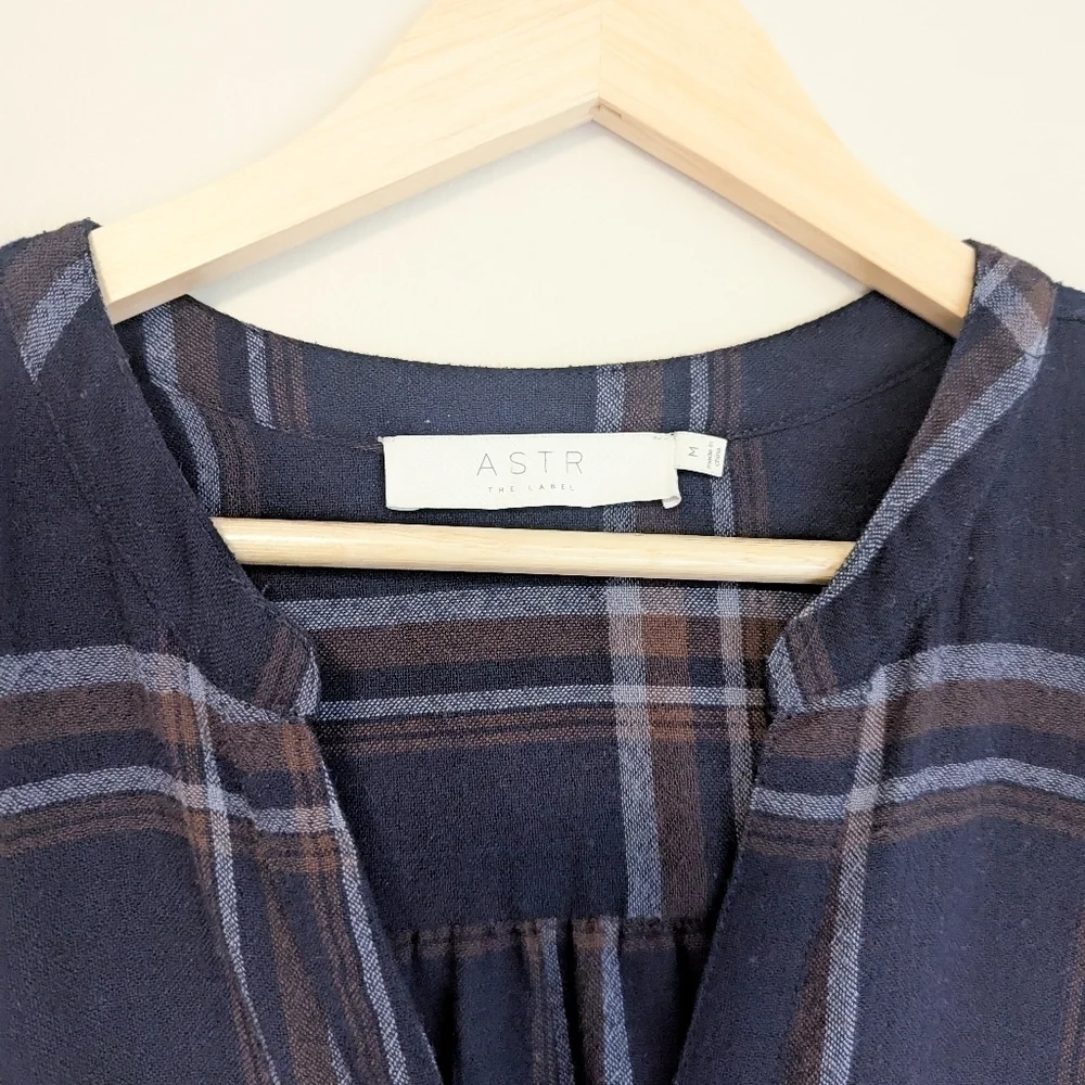 Astr The Label Oversized Flannel Tunic - Picture 6 of 6